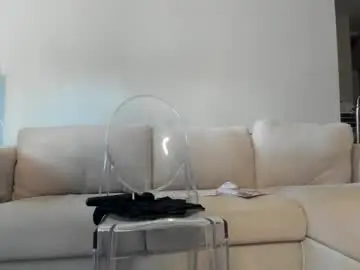 Chaturbate Live Porn of harmonie_marquise