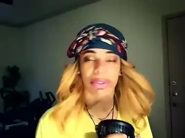 Chaturbate Live Porn of sashastrokes