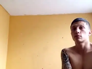 Chaturbate Live Sex Cam of violetsexhot999