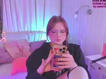 Chaturbate Live Sex of crazy__wine