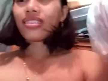 Chaturbate Live Sex of gorgeouspinay_babe