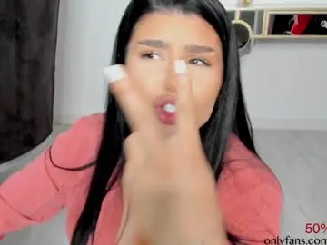 Chaturbate Sex Cam of moniqueeass