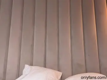 Chaturbate Private Sex Chat of moniqueeass