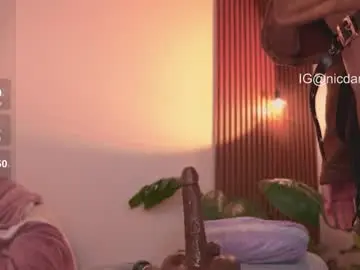 Chaturbate Sex Chat of nicdani_1