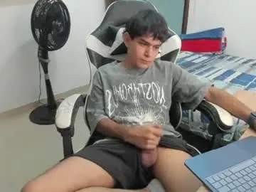 Chaturbate Nude Webcam of ronaldmq20