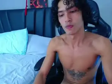 Chaturbate Sex Cam of tayronx33