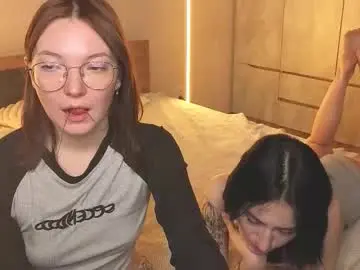 Chaturbate Live Sex Cam of _reverse_gang_