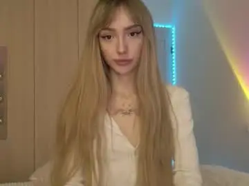 Chaturbate Live Sex Cam of lunainnk