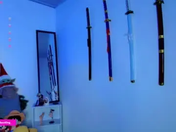 Chaturbate Live Sex Cam of nicorobinn