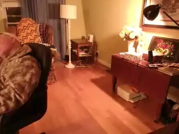 Chaturbate Watch Live Sex Cams of smokymountanman