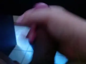 Chaturbate Best live sex cam show of wellingtont