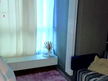 Chaturbate Sex Cam of emmasmall