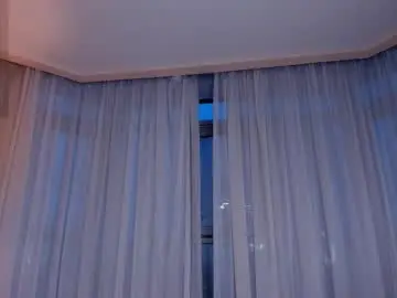 Chaturbate Free Porn Cam of louellamc