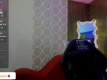 Chaturbate Adult Video Chat of strawberry_tay1