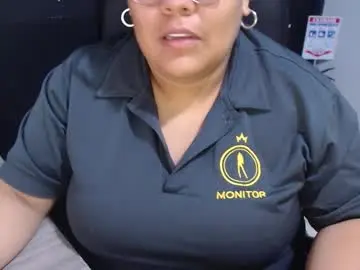 Chaturbate Best live sex cam show of angy_ro12