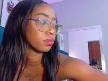 Chaturbate Live Porn of miamidnight1