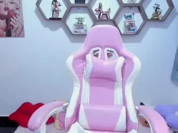 Chaturbate Live Sex Cam of sharonsander1