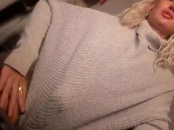 Chaturbate Live Sex of transnextdoor_