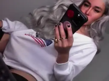 Chaturbate Sex Chat of transnextdoor_