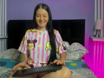 Chaturbate Free Porn Cam of zoerouse_hot