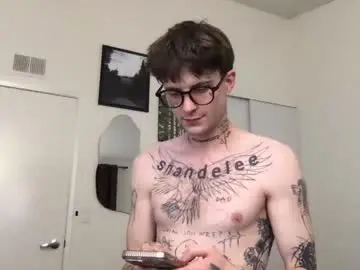 Chaturbate Best Webcam of prettyboyszn