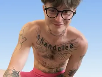 Chaturbate Watch Live Sex Cams of prettyboyszn