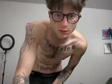 Chaturbate Free Porn Cam of prettyboyszn