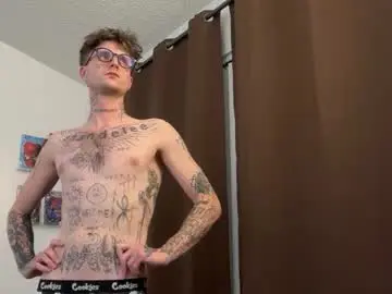 Chaturbate Nude Webcam of prettyboyszn