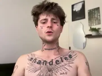 Chaturbate Live Sex Cam of prettyboyszn