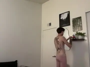Chaturbate Nude Webcam of prettyboyszn
