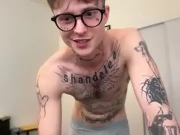 Chaturbate Sex Cam of prettyboyszn