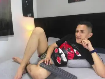 Chaturbate Free Live Porn of adam_walker_1