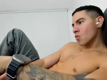 Chaturbate Live Sex Cam of andresjuan92