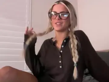 Chaturbate Nude Webcam of ella_hill