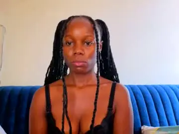 Chaturbate Live Sex of melanin_sassy96