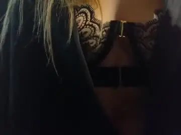 Chaturbate Live Porn of mon1kawa1_space