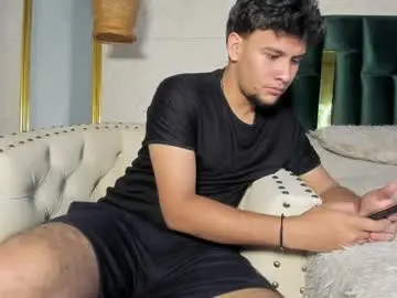 Chaturbate Live Porn of valetino_stonee