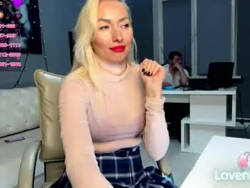 Chaturbate Sex Cam of bonnie_annd_clyde