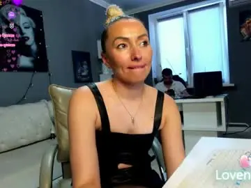 Chaturbate Nude Webcam of bonnie_annd_clyde