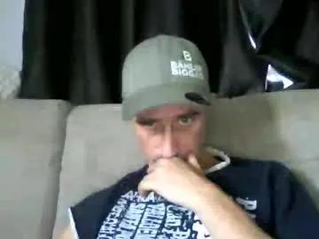 Chaturbate Free Porn Cam of fouraide42