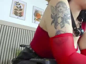 Chaturbate Best live sex cam show of madame_ibby