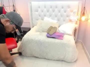 Chaturbate Free Porn Cam of bigcock_hair
