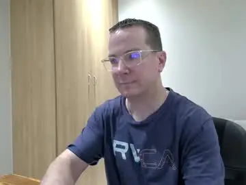 Chaturbate Watch Live Sex Cams of brettdj