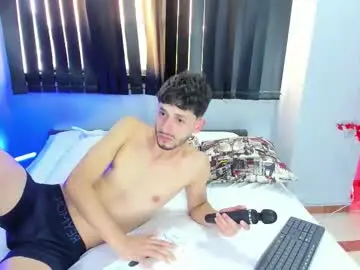 Chaturbate Nude Webcam of drake_and_zara