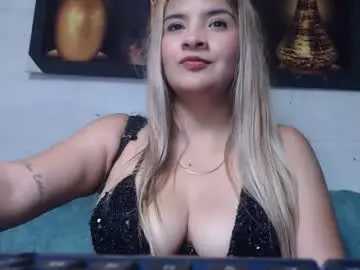 Chaturbate Adult Webcams of kittyzevee_