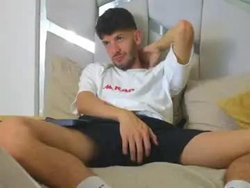 Chaturbate Nude Webcam of max_tayloor