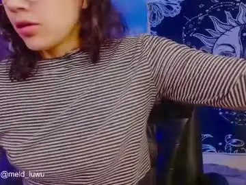 Chaturbate Live Sex Cam of mel_dahlia