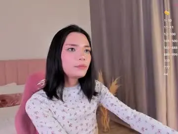 Chaturbate Watch Live Sex Cams of sophiairichan