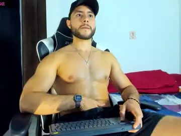 Chaturbate Sex Cam of bryan_oficials