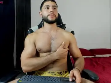 Chaturbate Free Live Porn of bryan_oficials